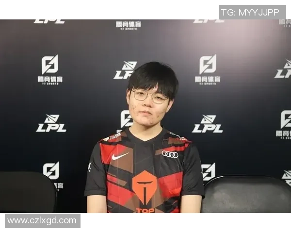 独家解析：TES战队近期状态与对手表现的全面对比分析