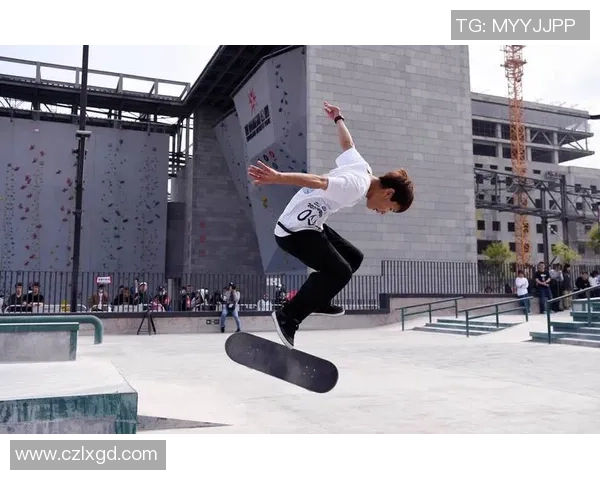 深圳滑板队荣获全国滑板耐力排行榜第二名展现卓越实力与团队精神